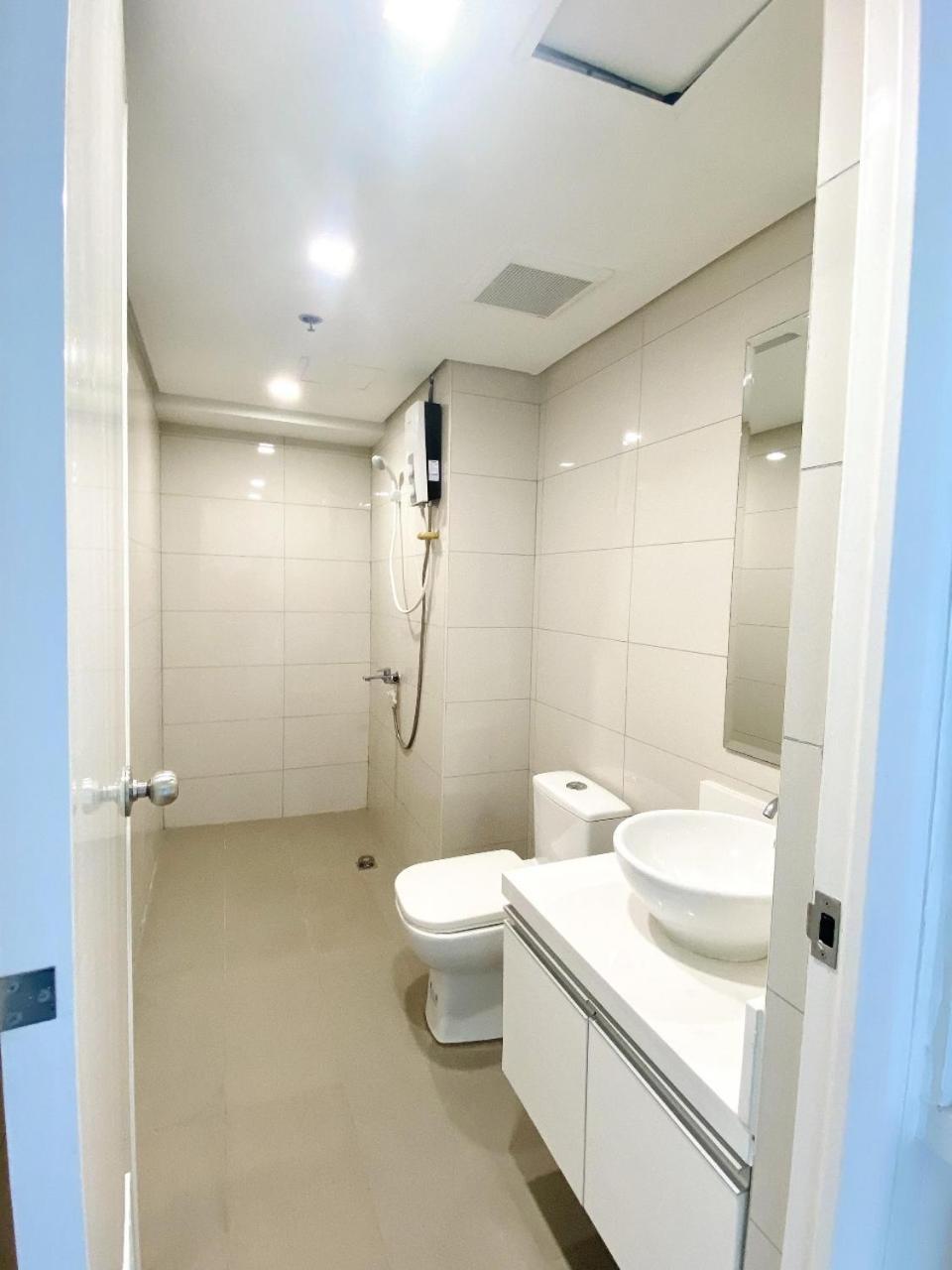 Sapphire Seaview Park Apart otel Manila Dış mekan fotoğraf